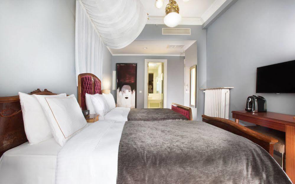Armada Istanbul Pera Hotel Bagian luar foto